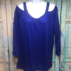 ❤️ Cold Shoulder Long Sleeve Top